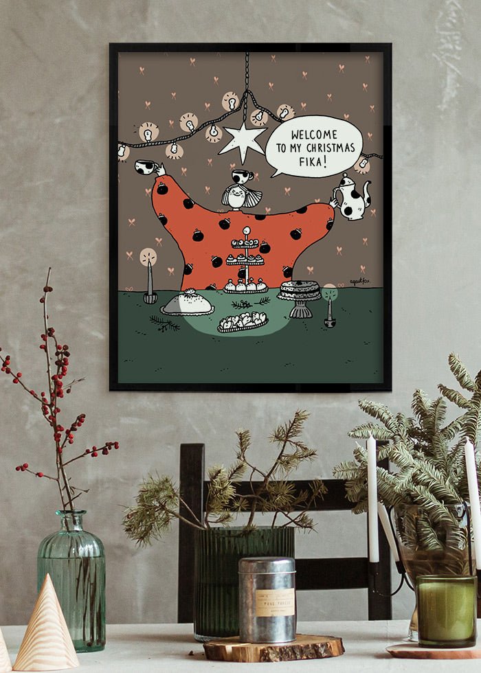 Jultavla med fikatema. Julfika serveras i prickig kaffeservis.